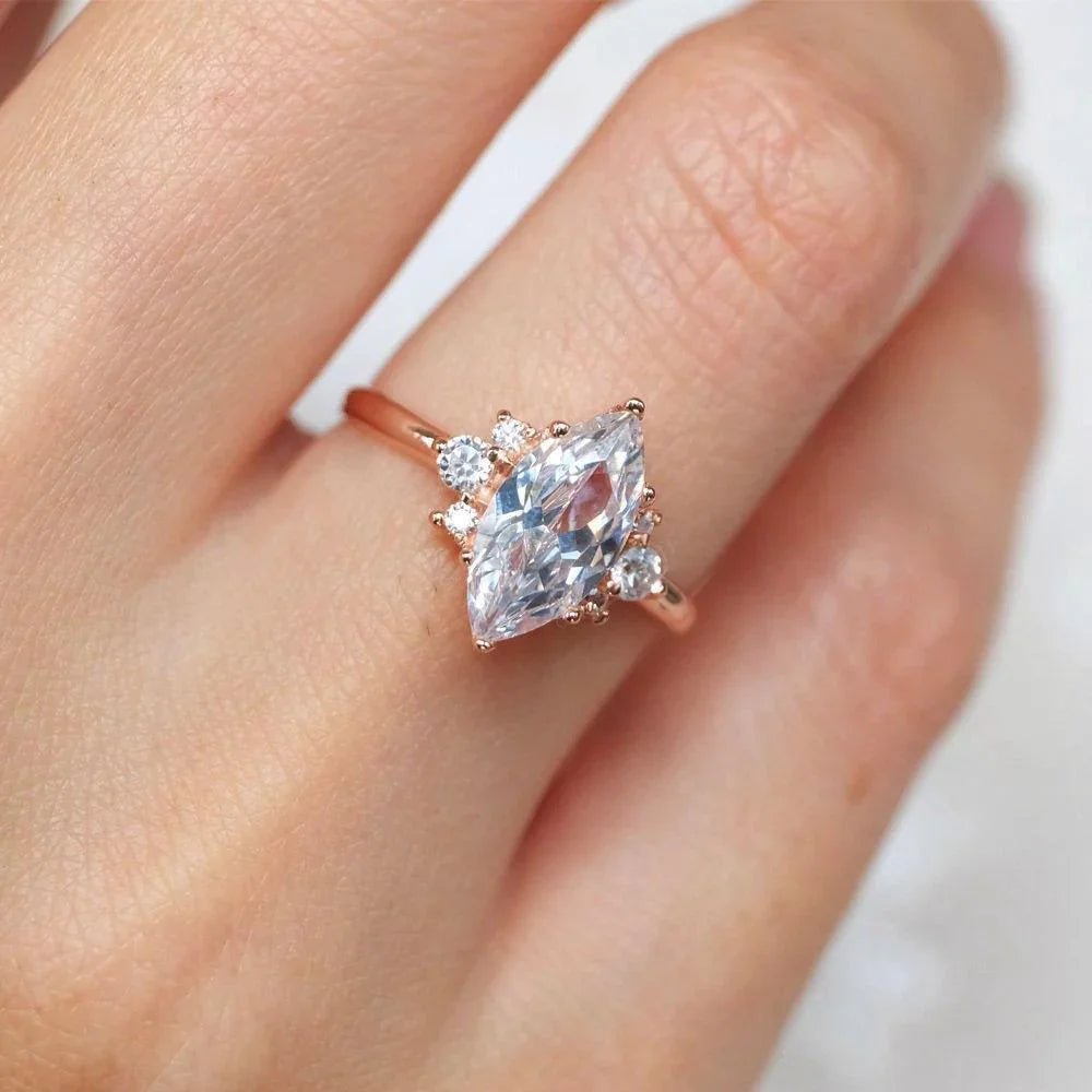 White Topaz Diamond Ring Ayda - SOVATS